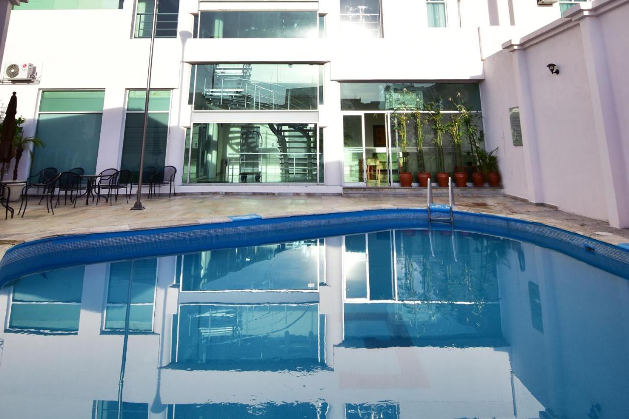 Mision Leon Hotel Exterior photo