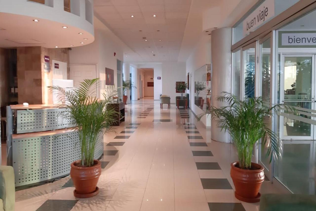 Mision Leon Hotel Exterior photo